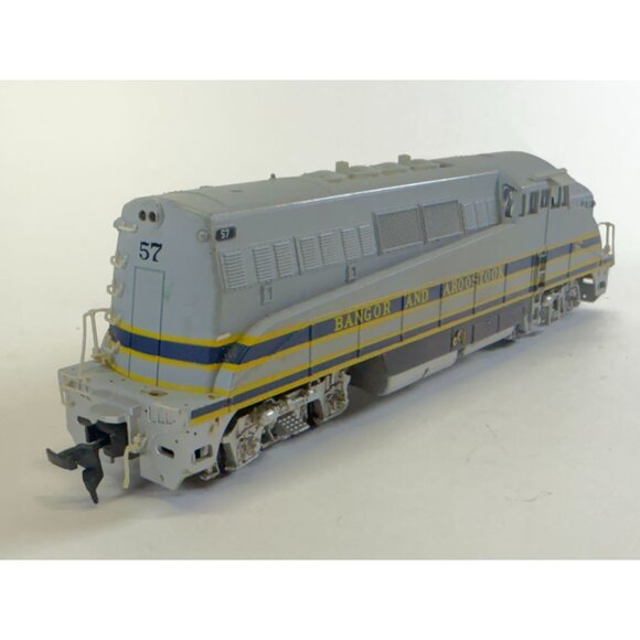 Bangor & Aroostook 57 Diesel Locomotive HO Scale Model Train Engine - Picture 8 of 9